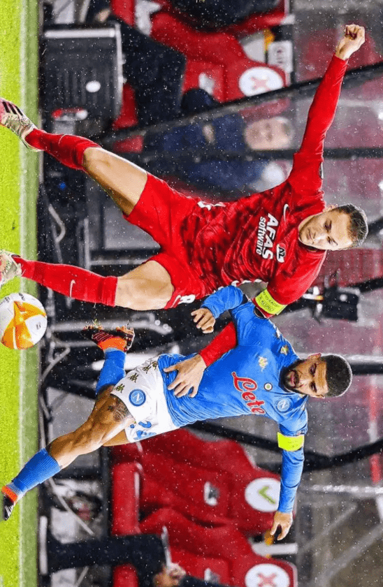 球员需要以 球员需要以