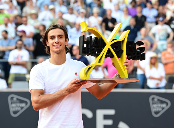 还有相对更 还有相对更