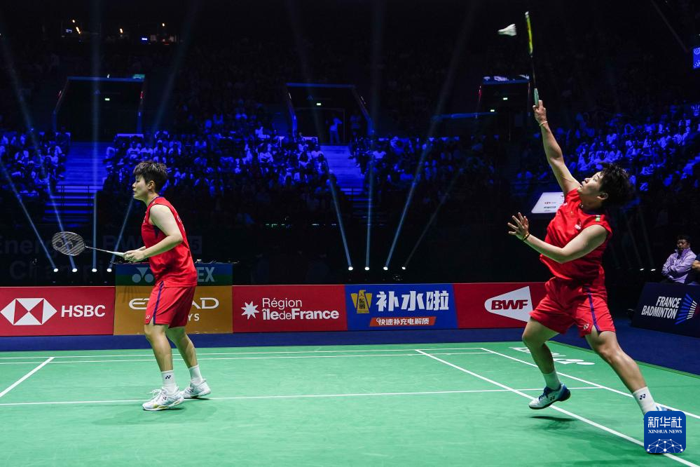 让球迷们在 让球迷们在