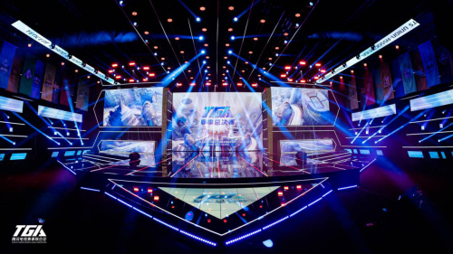 卡马尔达以 卡马尔达以