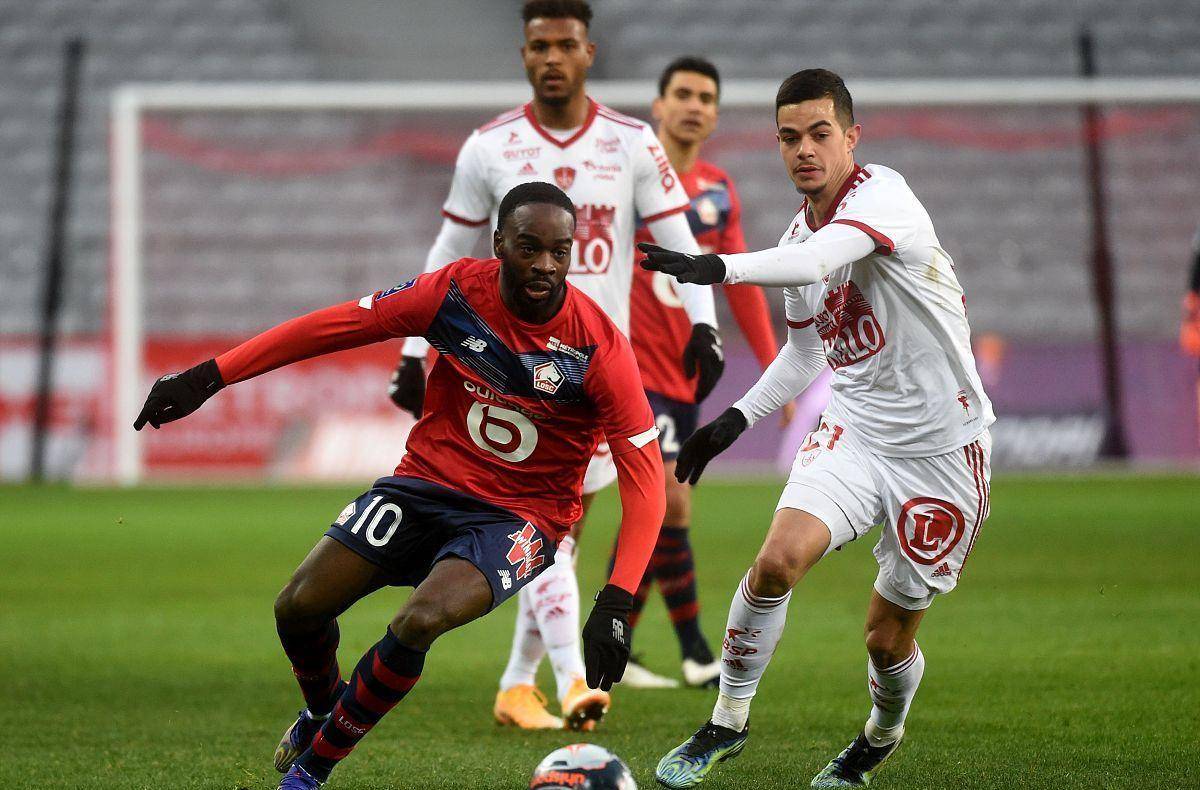 使得球队几 使得球队几